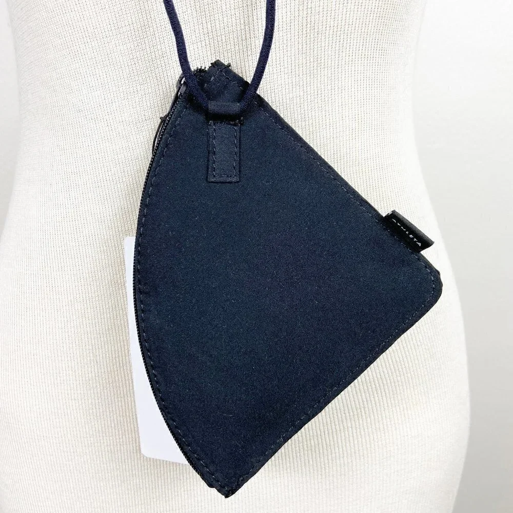 Athleta mask necklace
